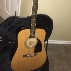 FENDER ACOUSTIC GUITAR